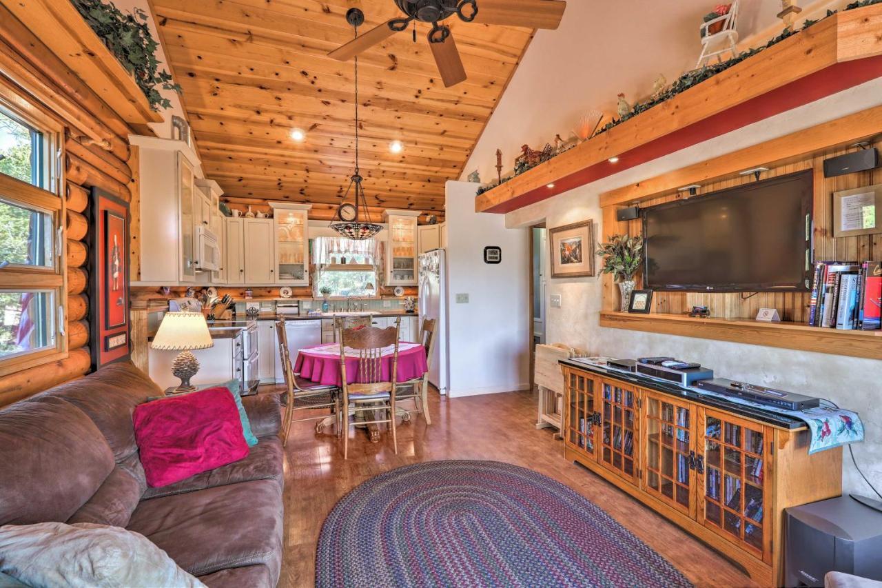 Quaint Williams Cabin Near Grand Canyon Bagian luar foto