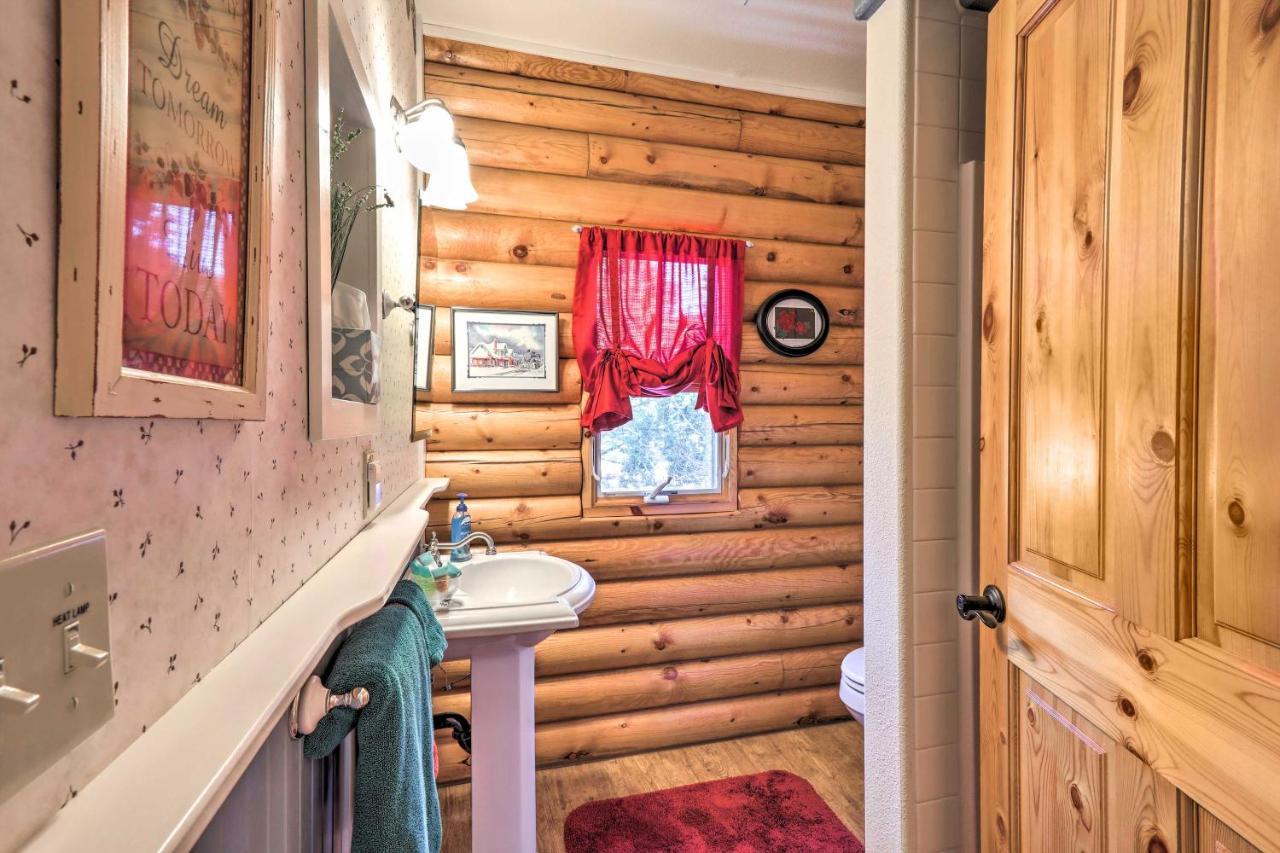Quaint Williams Cabin Near Grand Canyon Bagian luar foto